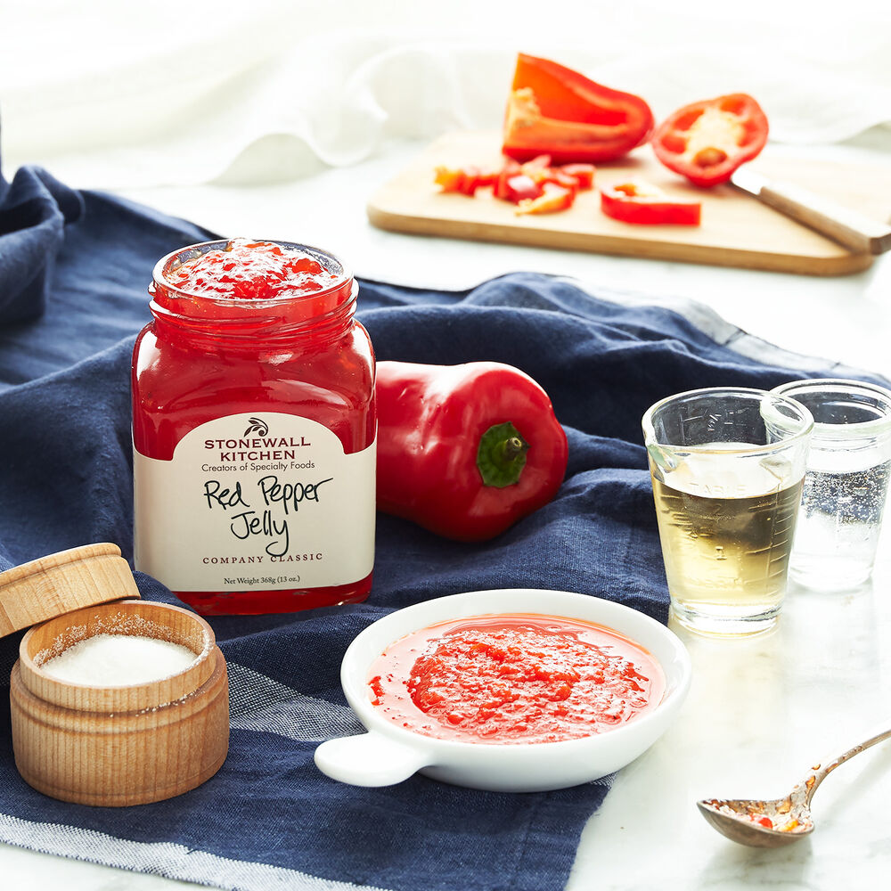 STONEWALL KITCHEN RED PEPPER JELLY 13 OZ