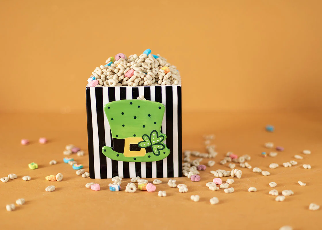 HAPPY EVERYTHING LEPRECHAUN MINI ATTACHMENT