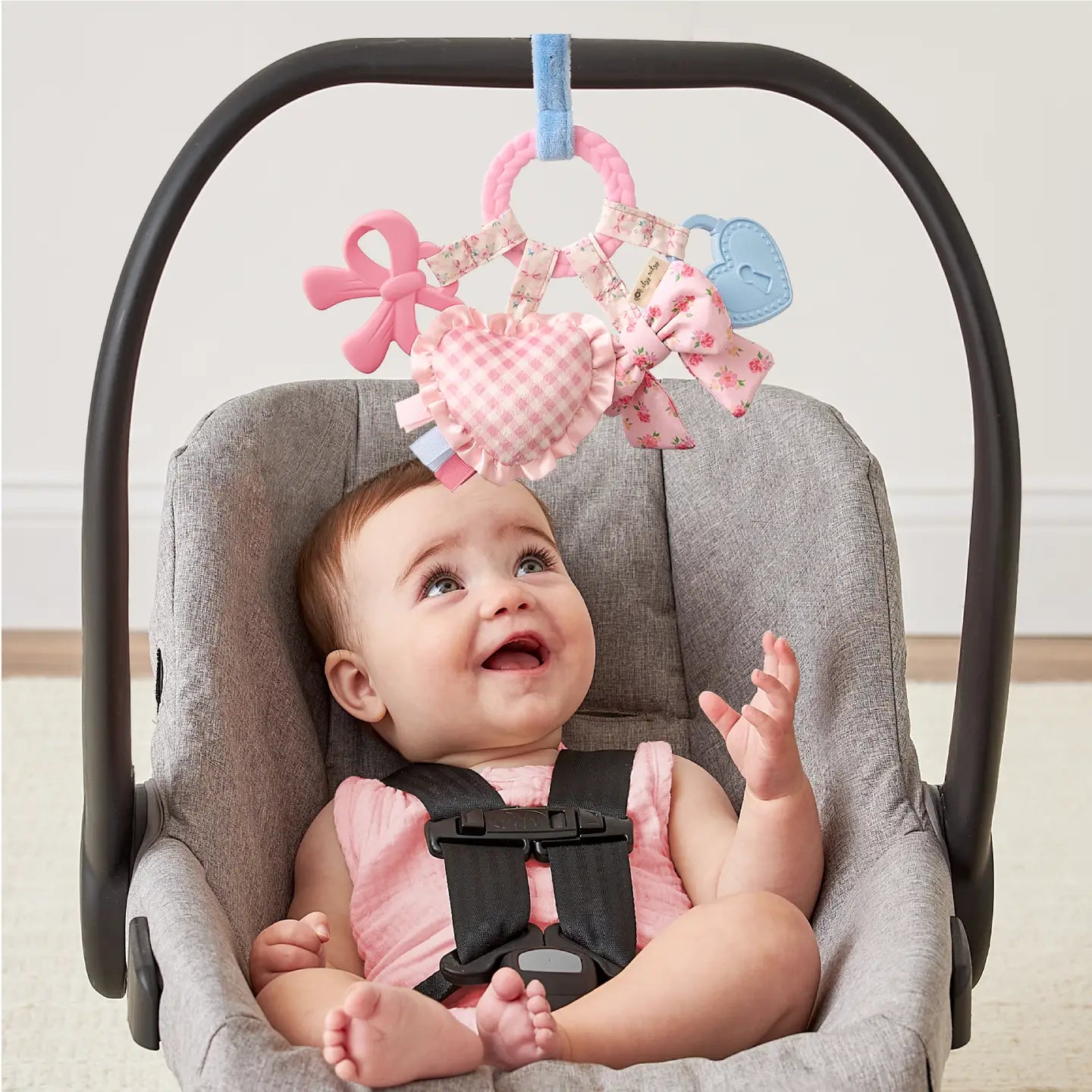 *New* Bow Bitzy Busy Ring™