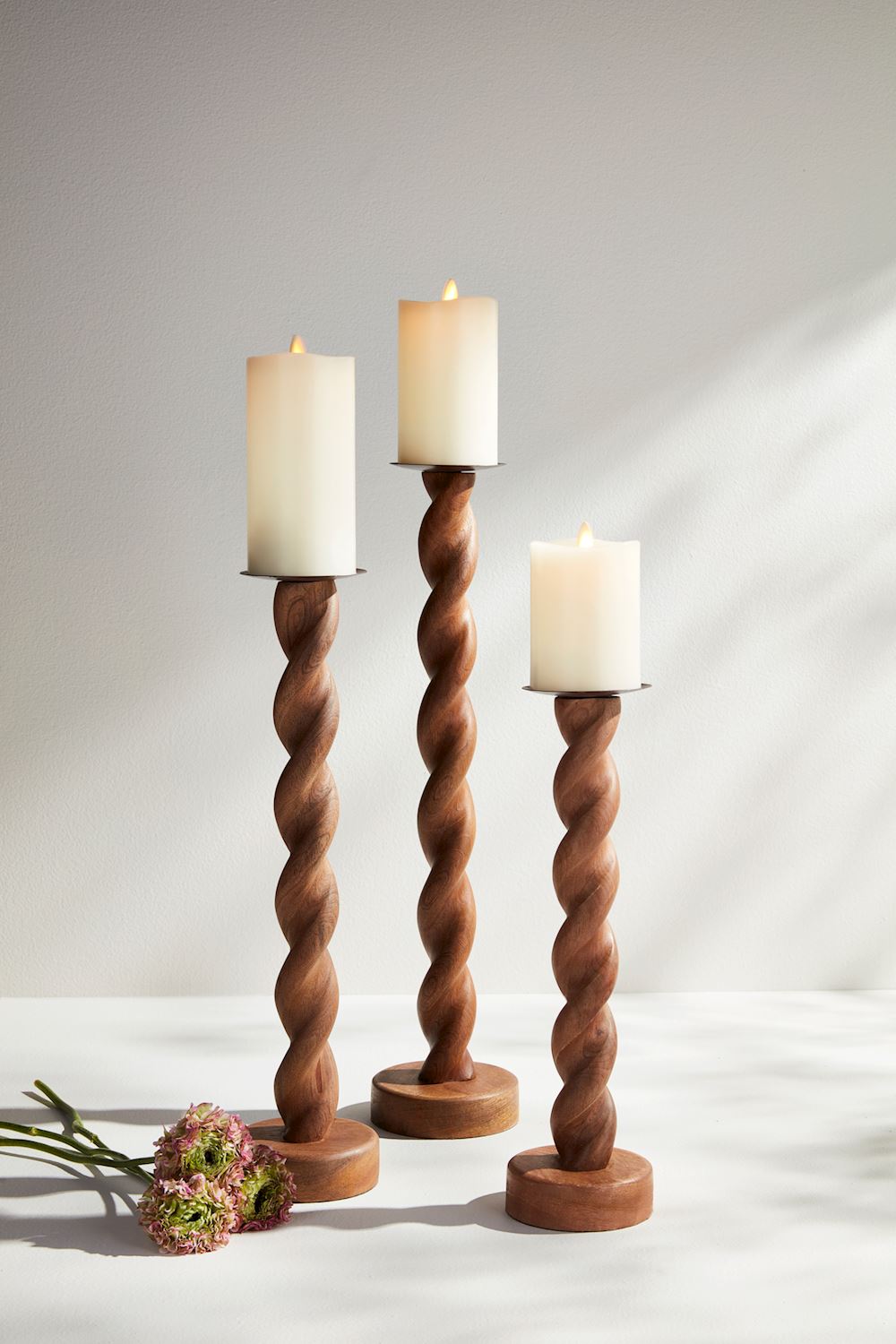 Mud Pie Sm Twisted Wood Candlestick