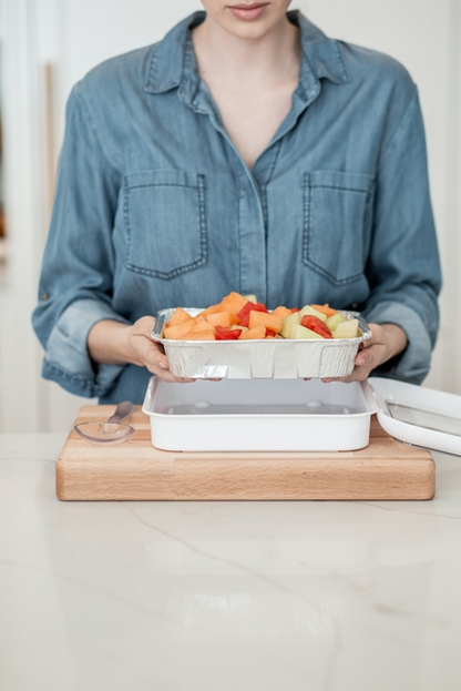SQUARE SET - 8X8 PAN FRAME W/ LID & SERVING SPOON - WHITE