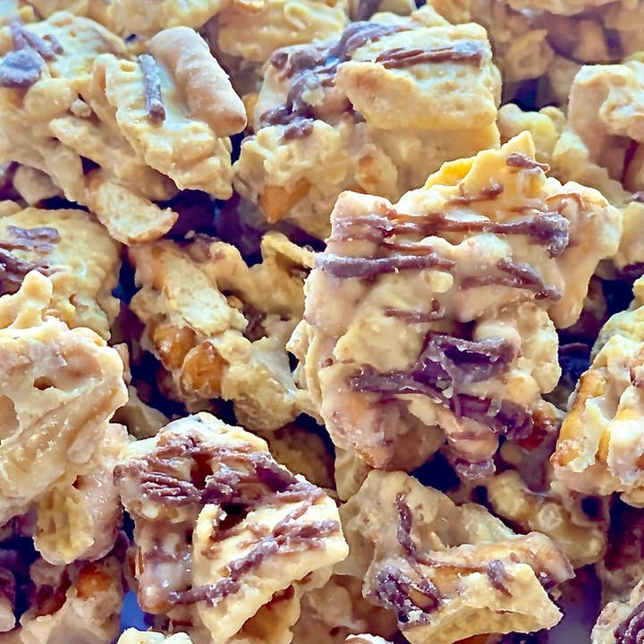 CHUNK NIBBLES 4.25 OZ PEANUT BUTTER & CHOCOLATE