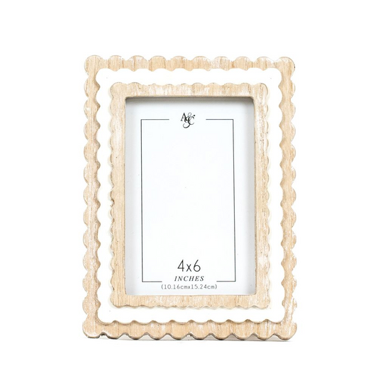 6X8 WOOD SCALLOP PHOTO FRAME (4X6 PHOTO)