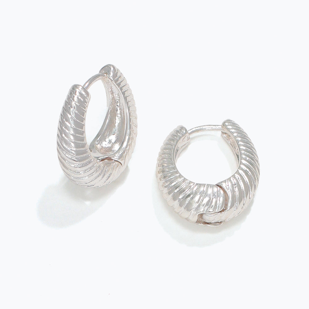 PERIWINKLE SILVER HOOP EARRINGS