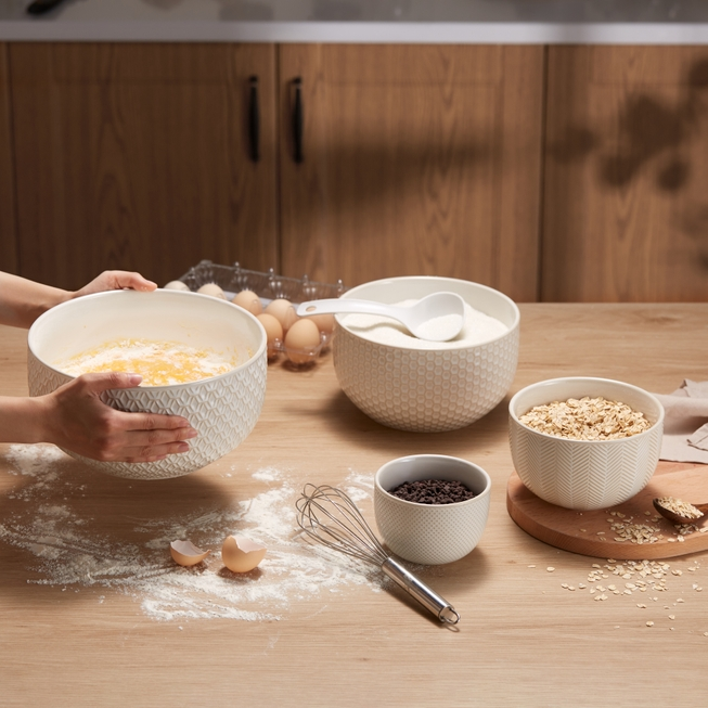 CREAM CERAMIC NESTING BOWLS