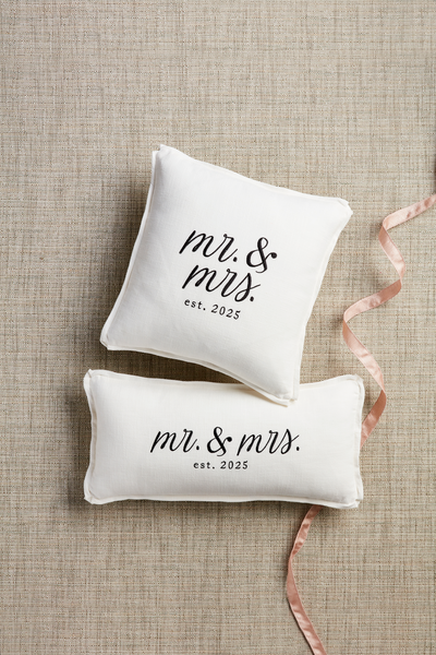 MUD PIE SQUARE MR & MRS PILLOW 2025