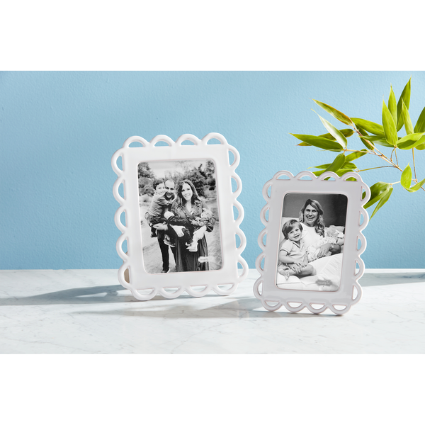 MUD PIE LARGE CERAMIC SCALLOP FRAME